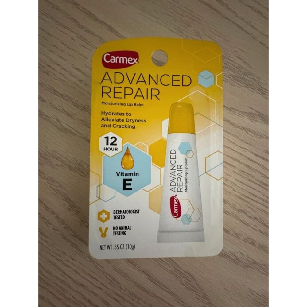 Carmex Advanced Repair Moisturizing Lip Balm (0.35 oz / 10g)
